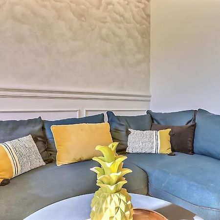 Le Yellow - Central - Climatise Nimes Ngoại thất bức ảnh