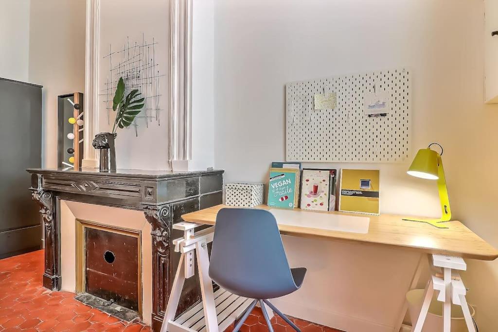 Le Yellow - Central - Climatise Nimes Ngoại thất bức ảnh